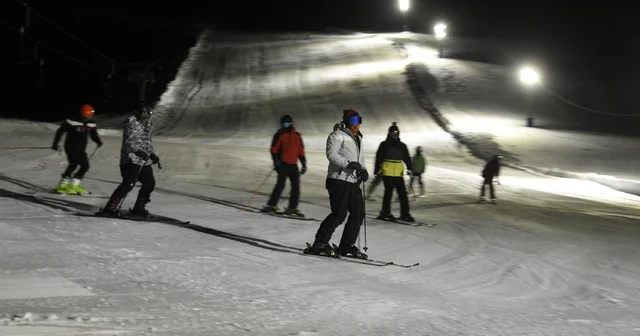 Bitlis teki Kayak Merkezi nde ilk kez gece kayağı heyecanı Bitlis Haberleri
