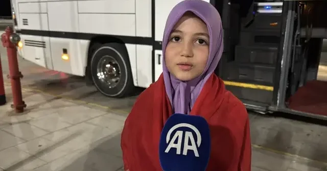 Asrın felaketinde enkazdan 72 saat sonra kurtarılan Hazal’ın umre hayali gerçeğe dönüşüyor VİDEO İZLE