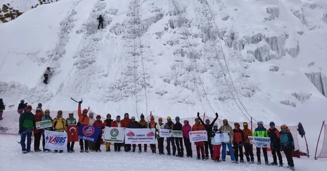 Palandöken de buz tırmanışı eğitimi başarıyla gerçekleşti Erzurum Haberleri