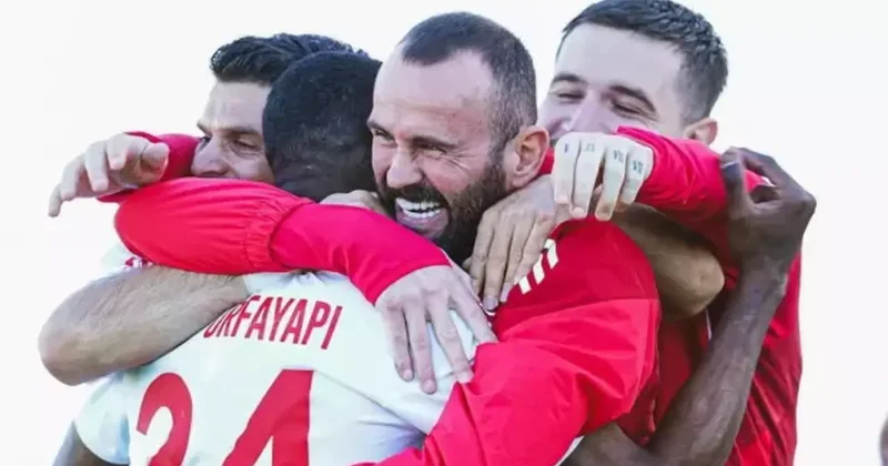 1. Lig de 7 gollü çılgın maç! 3 0 dan 3 3 olsa da Süper Lig aşkına 90+3 te kazandılar