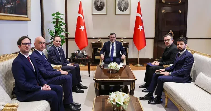 Cevdet Yılmaz, 4 ülkenin büyükelçileriyle bir araya geldi