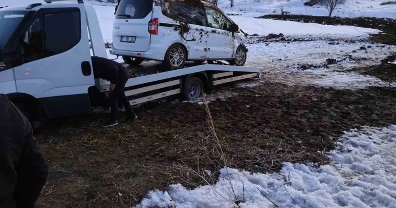 Niğde de korkunç kaza! Araç takla attı, yaralılar var