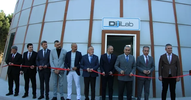 ADÜ de dijital eğitim laboratuvarı açıldı Aydın Haberleri