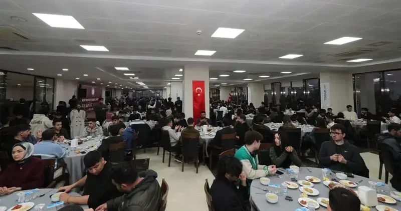 TÜGVA dan MKÜ’de ‘kampüs iftarı’ programı