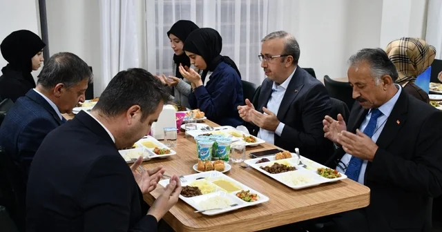 Ramazan ayının manevi ikliminde öğrencilerle buluşma Eskişehir Haberleri