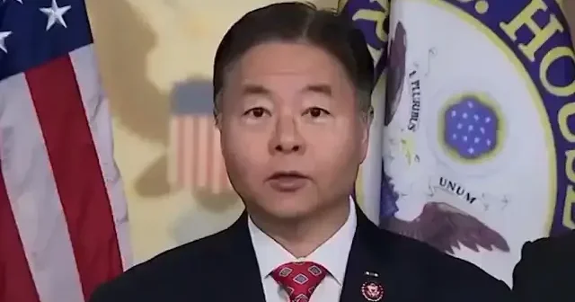 Trump’ın çocuk istismarı dosyalarını ifşa etti: Tecavüz görüntüleri var VİDEO İZLE