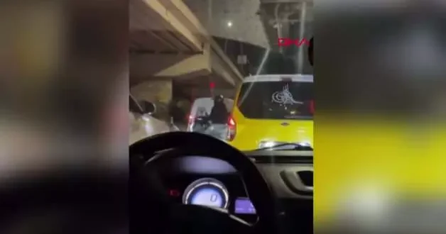 Taksisine çarpıldığı iddiasıyla sopayla aracından inen sürücü tutuklandı!