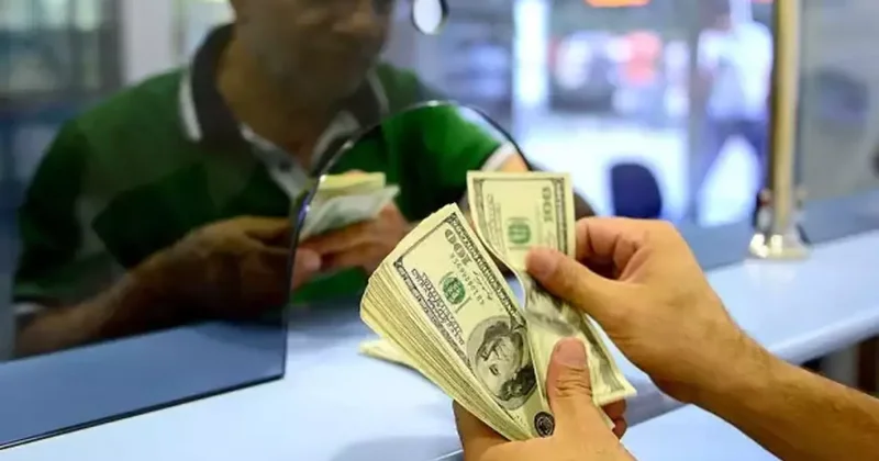 Dolar ve Euro kaç TL oldu? İşte günün ilk fiyatları...