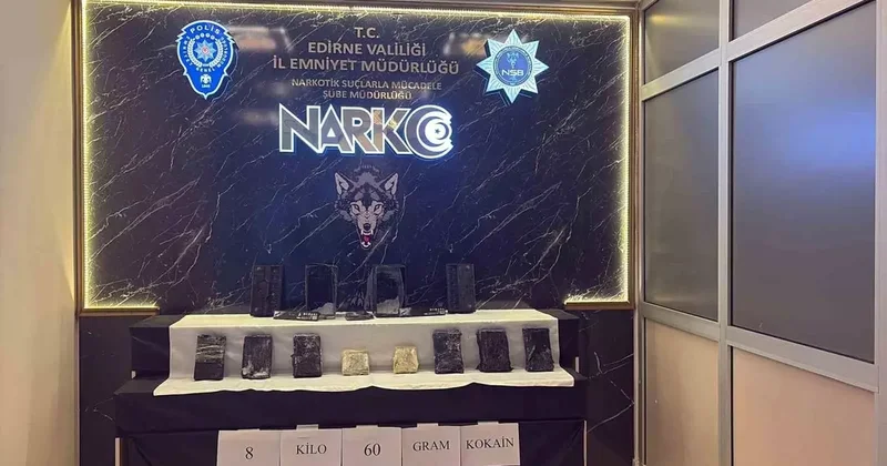 Kapıkule’de araçtaki gizli bölmede 8 kilo 60 gram kokain ele geçirildi