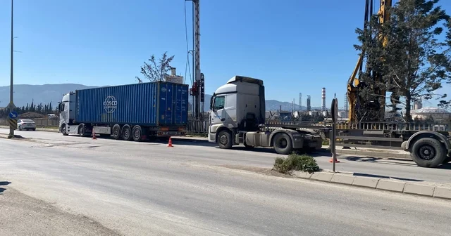 İki TIR ın arasında sıkışıp öldü Kocaeli Haberleri