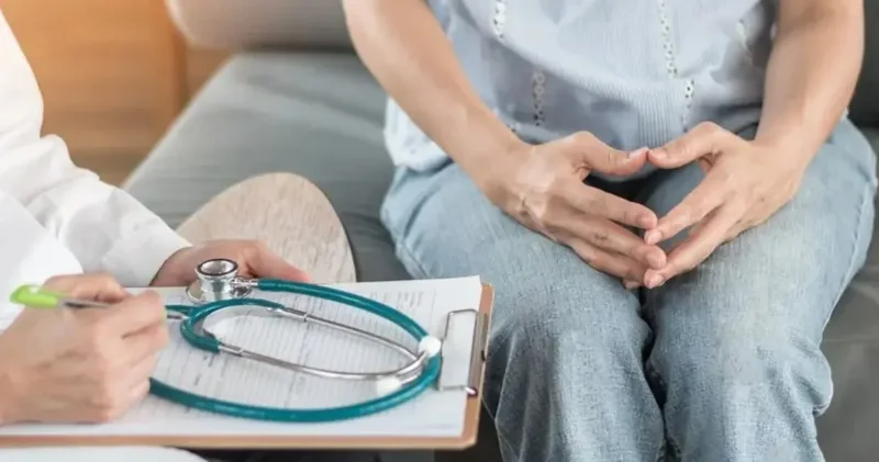 Karın ağrısı ve kabızlık göz ardı edilmeyecek belirti olabilir