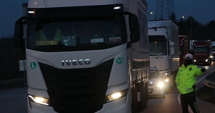 TIR da 14 yaşındaki kız çocuğuna taciz iddiası: Şüpheli tutuklandı, aynı gün kızı dünyaya geldi