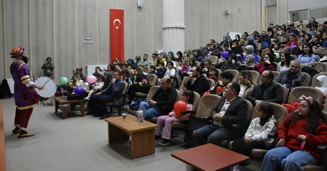 Karagöz ile Hacivat a yoğun ilgi Malatya Haberleri