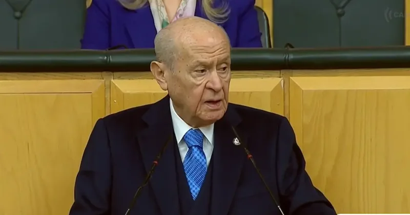 Son dakika Türkiye ye düşen füzeler sonrası rest çekti! Bahçeli Cümle âlem bilsin diyerek açık açık uyardı