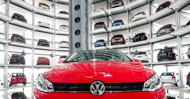 Alman devi Çin rekabetiyle sarsıldı Faaliyet karı yarı yarıya eridi