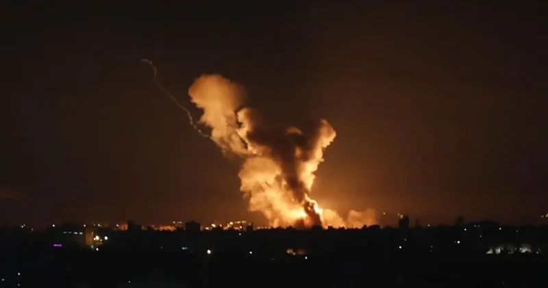 İsrailli bakandan Hizbullah isyanı: İran’dan fazla saldırıyorlar