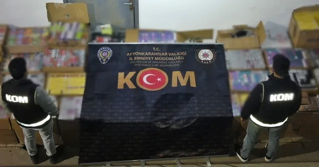 Polis piyasa değeri yaklaşık 27 milyon TL olan gümrük kaçağı sigara ele geçirdi Afyonkarahisar Haberleri
