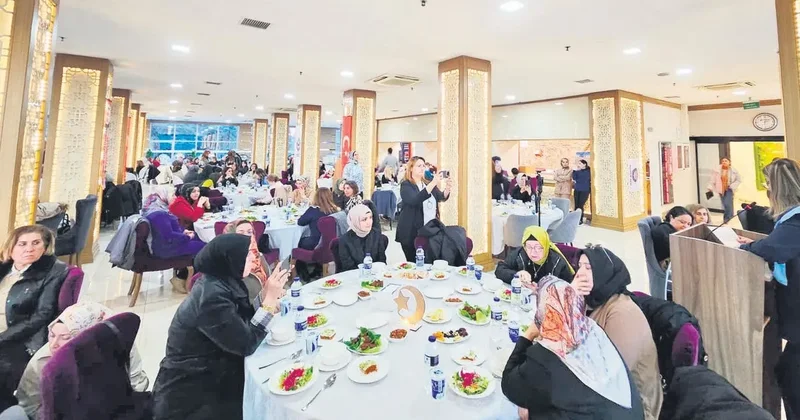 Şehit anneleri ve işten atılan kadınlar aynı sofrada buluştu