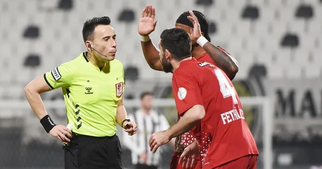 Manisa Futbol Kulübü SMS Grup Sarıyerspor: 3 0 Manisa Haberleri