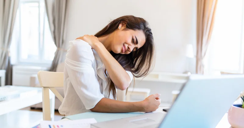 Masa başı iş hasta ediyor Haberler Sağlık Haberleri