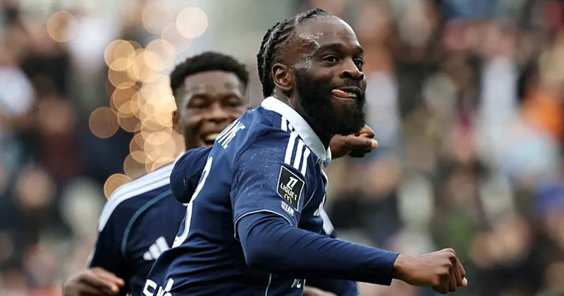 Paris FC, Monaco’yu 4 golle ezdi!