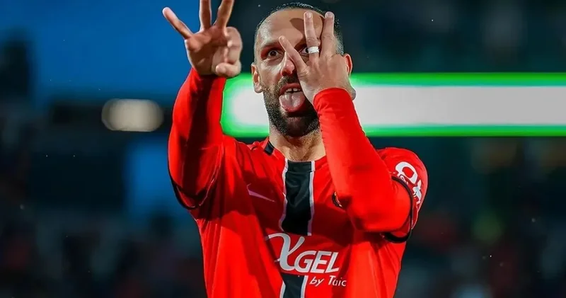 Vedat Muriç Fenerbahçe yi açıkladı