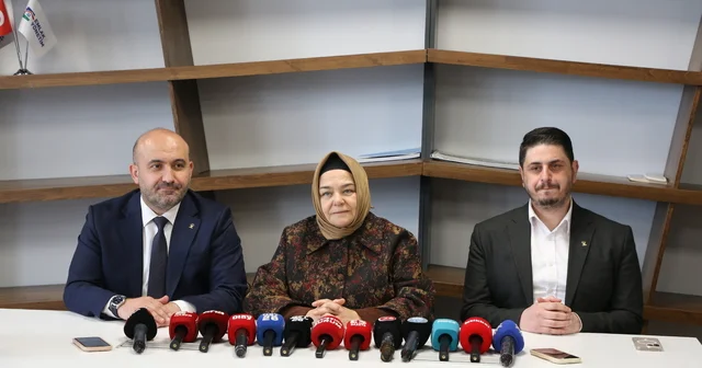 AK Parti li Gürcan ve Albayrak gündeme ilişkin açıklamalarda bulundu Eskişehir Haberleri