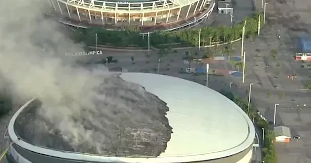 Rio Olimpiyat Velodromu nda yangın: Çatı küle döndü VİDEO İZLE