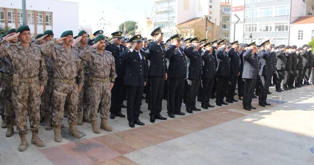 Aydın da Polis Haftası törenle kutlandı Emniyet Müdürü Erdoğan: Türk polisi yüksek görev şuuruna sahiptir Aydın Haberleri
