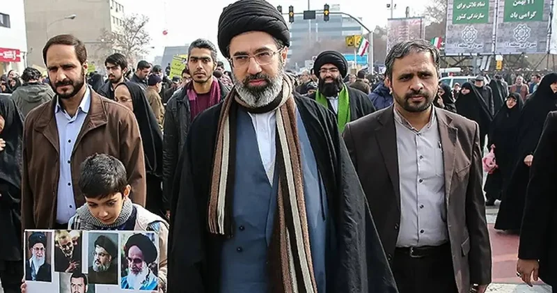 İranlı diplomattan Hamaney açıklaması: Durumu çok iyi ve her şey onun kontrolünde