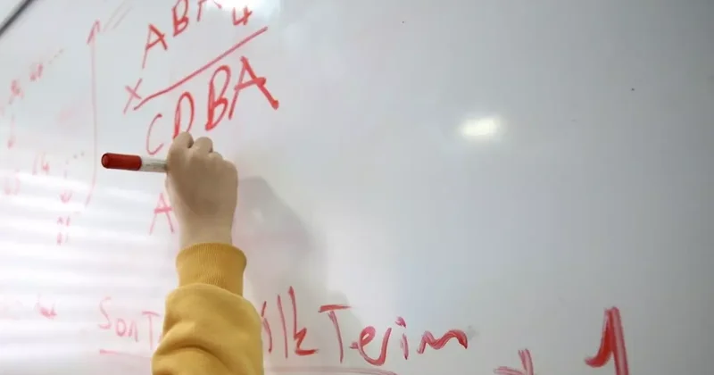 Kıtaları birleştiren sınıflar: Uluslararası imam hatiplerde rekor başvuru