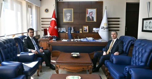 Afyonkarahisar Valisi Aktaş tan Vali Kartal a hayırlı olsun ziyareti Uşak Haberleri