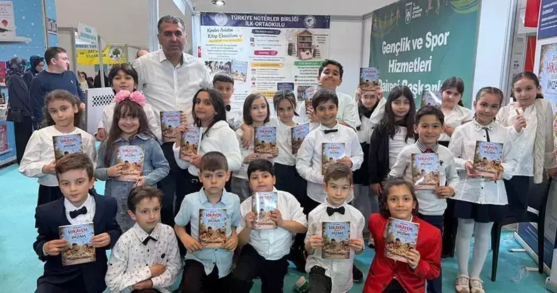 İlkokul öğrencileri, hikayelerini depremzede arkadaşları için kitaplaştırdı