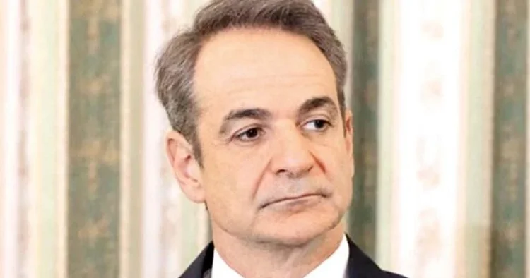 Atina’dan NATO içinde hizip adımları