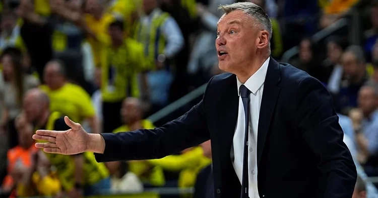 Sarunas Jasikevicius: Takımın savaşma ruhundan memnunum