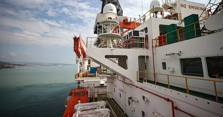 Türkiye den sınır ötesinde tarihi adım! Bakan Bayraktar duyurdu