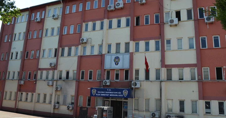 Manisa da fuhuş operasyonu! Yabancı uyruklu 2 kadın sınır dışı edildi