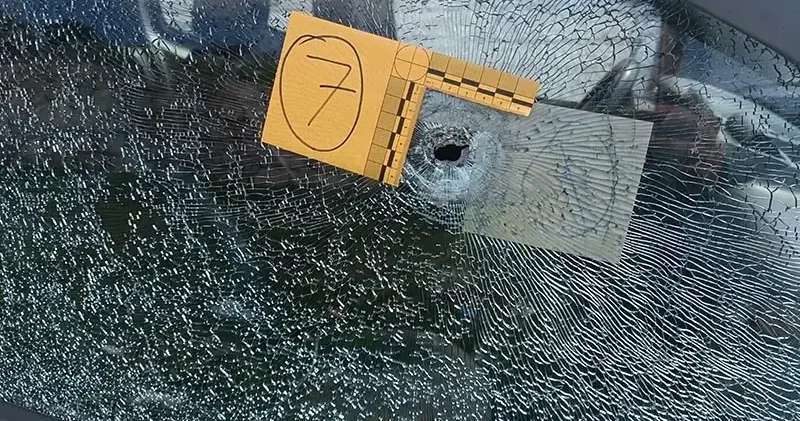 Yanındaki kadını öldürüp, intihar girişiminde bulundu