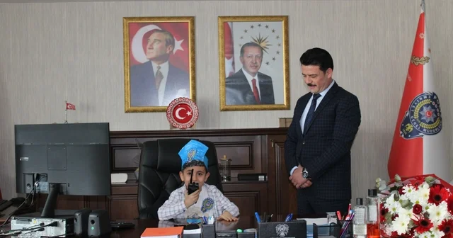 Mersin de anaokulu öğrencileri, Polis Haftası nı telsizden kutladı Mersin Haberleri