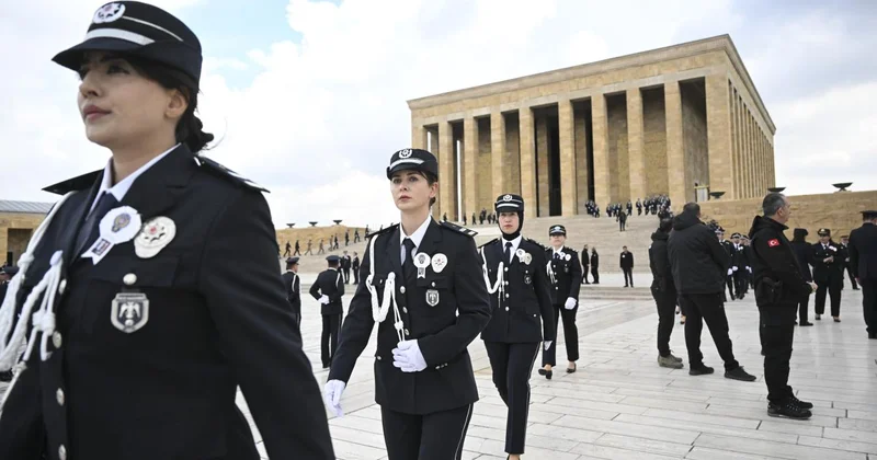 Emniyet teşkilatından Anıtkabir e 181. yıl ziyareti