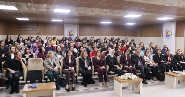 Ardahan da Kadın Girişimciliği Zirvesine yoğun İlgi Ardahan Haberleri