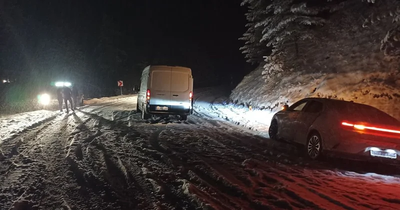 Kastamonu da Kar Yağışı Trafiği Olumsuz Etkiledi