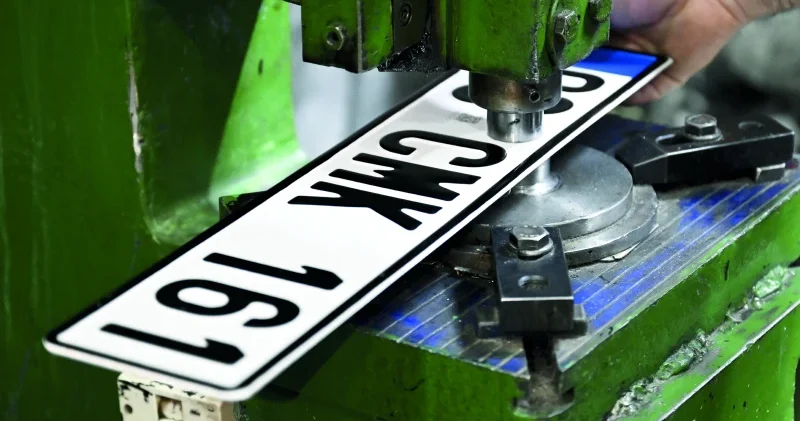 Hatalı plakaya ücretsiz değişim Yerel Gündem Haberleri