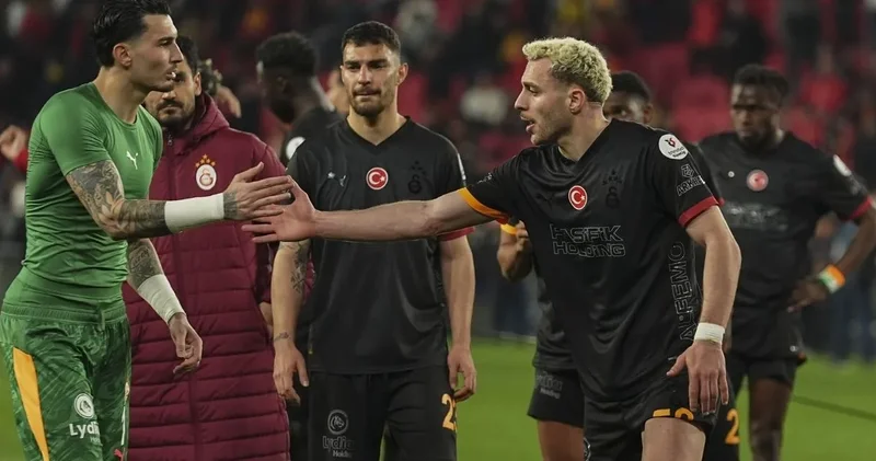 Galatasaray linç ediliyor çünkü hakemler kuralları uygulamıyor