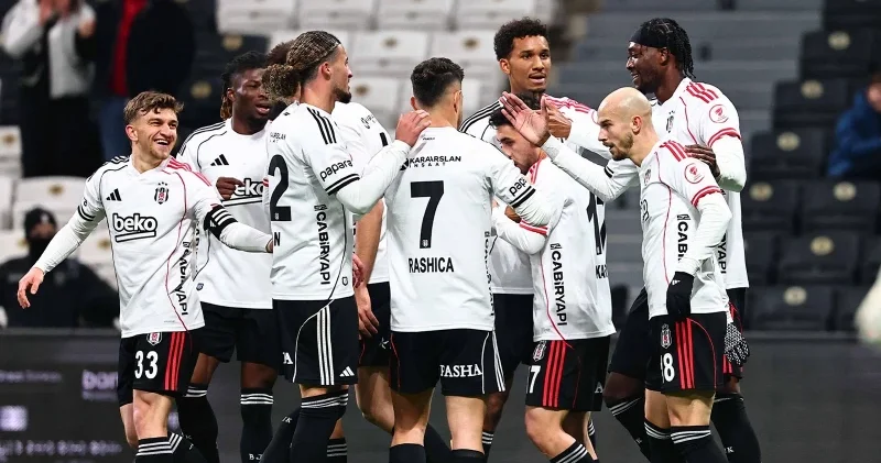 Beşiktaş ta sakatlık şoku: Antalyaspor maç kadrosundan çıkarıldı Futbol Haberleri