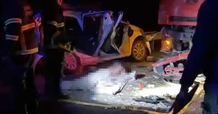 Korkunç kaza: 1 ölü, 4 yaralı