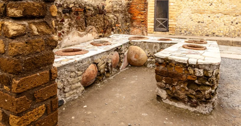 Antik Roma da bile fast food kültürü varmış! Thermopolium adı verilen antik lokantalar 2026 nın yıllar önceki yansıması gibi!