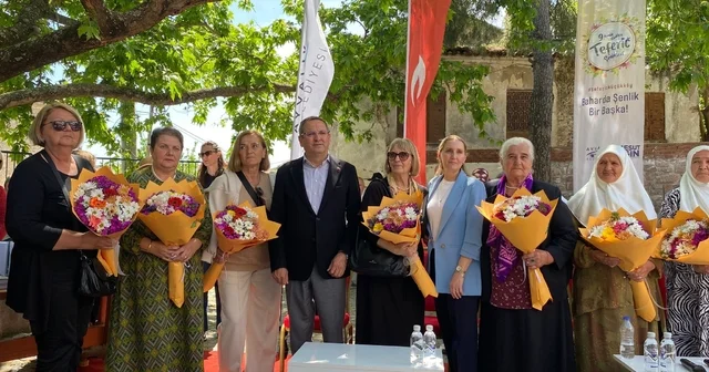Anneler Günü nde Srebrenitsa anneleri katliamı anlattı Balıkesir Haberleri