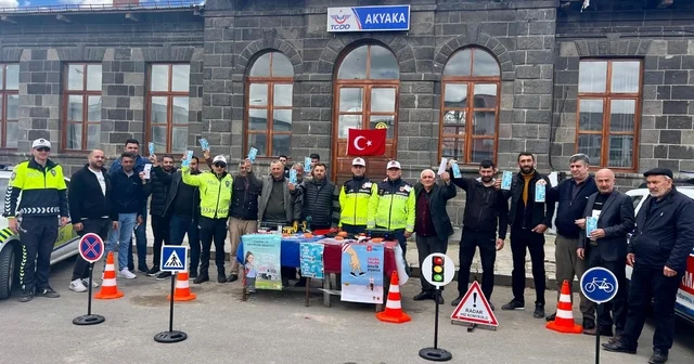 Bir Kural Bir Ömür Uyarısı: Akyaka da trafik denetiminde hayat kurtaran bilgilendirme Kars Haberleri