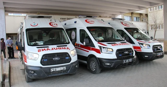Boş sandığı tabanca ateş aldı, 19 yaşındaki genç ağır yaralandı Elazığ Haberleri